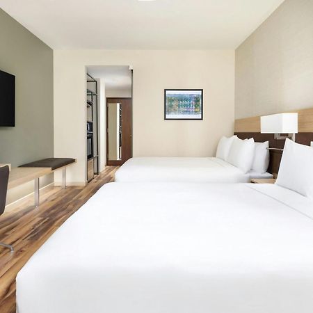 Ac Hotel By Marriott Honolulu Esterno foto