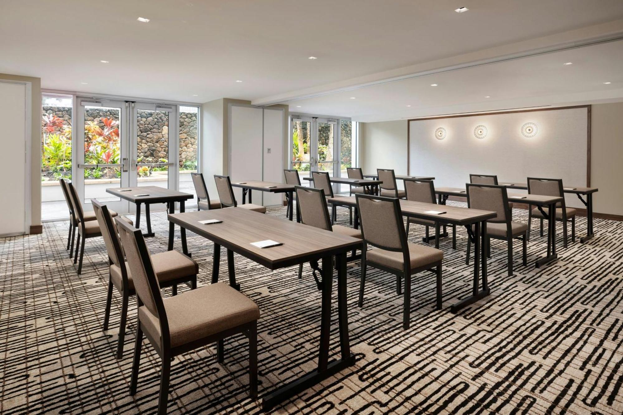 Ac Hotel By Marriott Honolulu Esterno foto